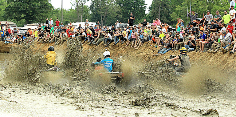 erleben sie spannende mocs, die beim wheeler beach bash durchstarten – faszinierende action und unvergessliche momente am strand!