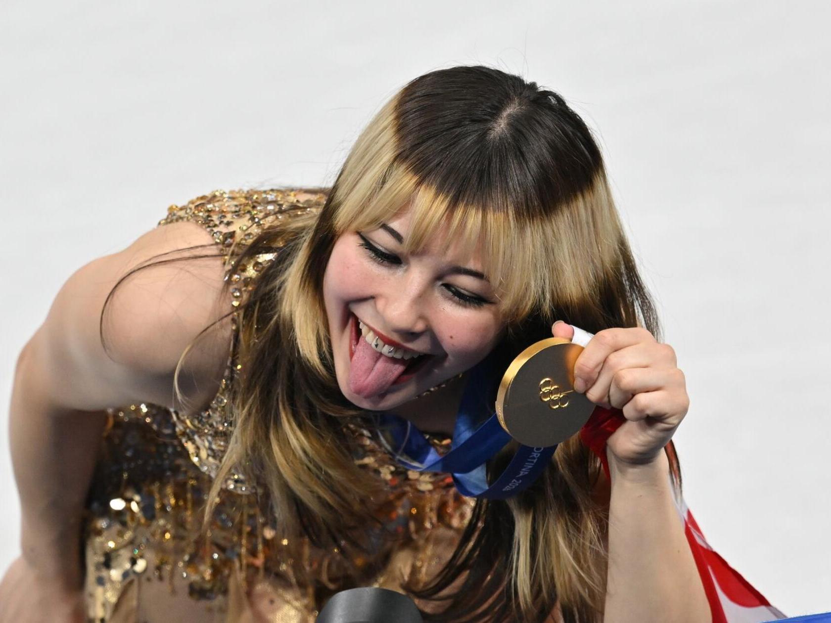 die olympische eiskunstlauf-sensation alysa liu bittet um privatsphäre, um sich auf ihre karriere und persönliche entwicklung konzentrieren zu können.