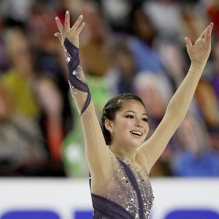 die olympische eiskunstlauf-sensation alysa liu bittet um privatsphäre, um sich auf ihre karriere und persönliche entwicklung konzentrieren zu können.